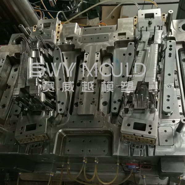 Auto Plastic B Pillar Low Pressure Injection Molding