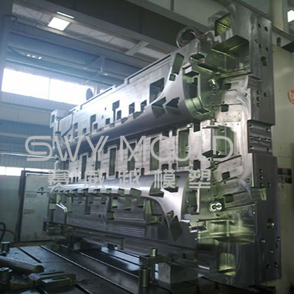 Automotive Side Beams Plastic Mold