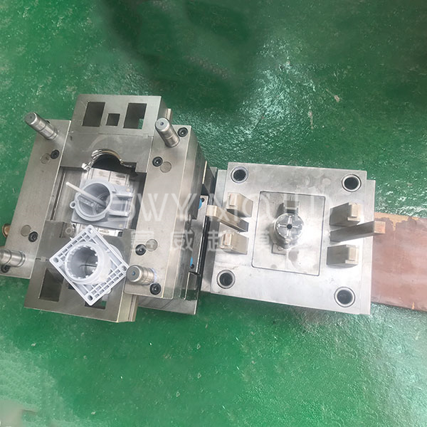 Plastic Pipe Component Injection Molding