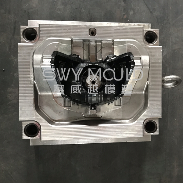 Plastic Automotive Light Shell Mould