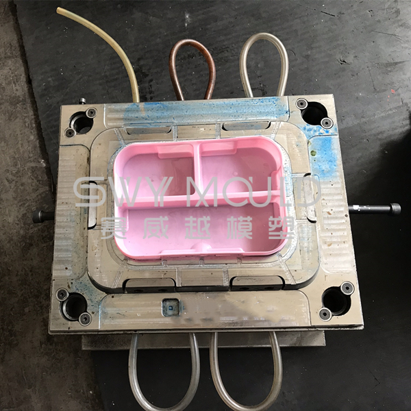 Plastic Lunch Box Injection Moulding