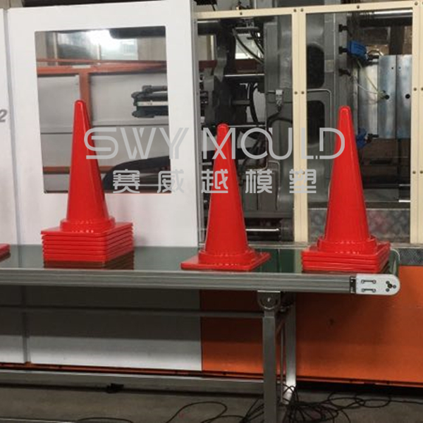 Plastic Traffic Cone Injection Mould