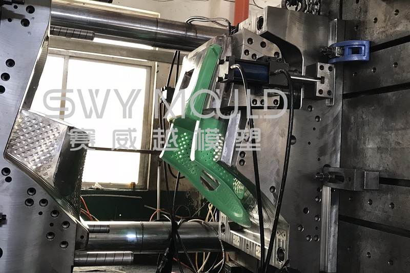 Key Points Of Plastic Chair Injection Molding Making