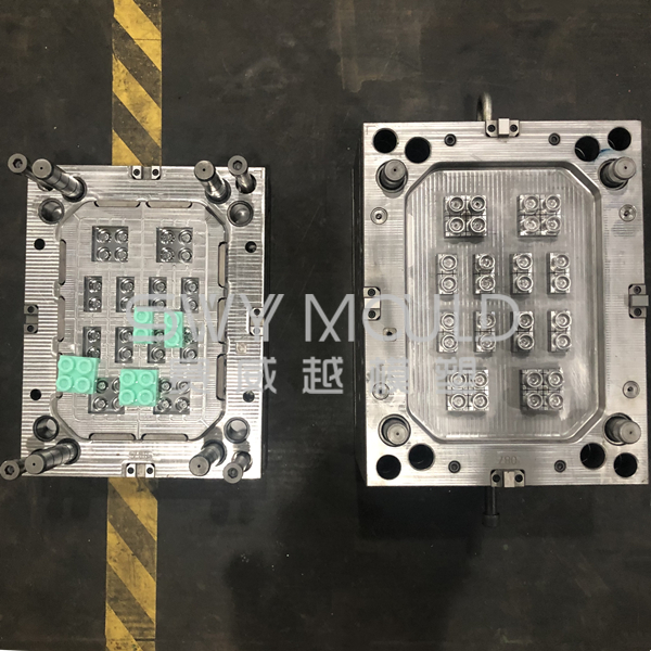 Plastic Mega Bloks Injection Mold