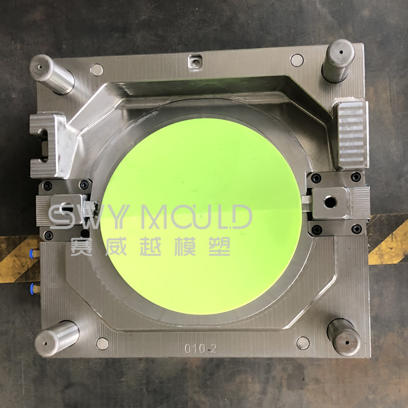 Injection Mold Of Plastic Swinging Rubbish Cover