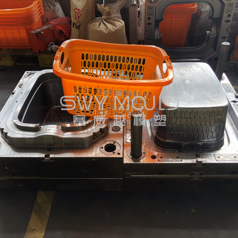 Plastic Rectangular Fruit Basket Injection Mold